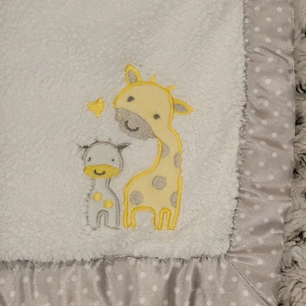 Carter's Child Of Mine Baby Blanket White Grey Satin Polka Dot Giraffe 34x28